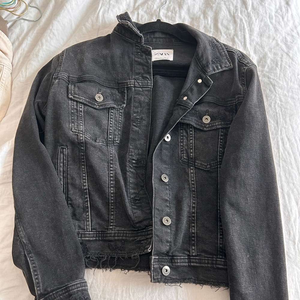 Black Zara Jean denim Jacket